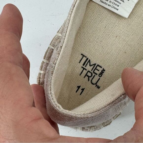 NWOT Time and Tru Esparille Flats Beige Size 11 - Picture 4 of 7